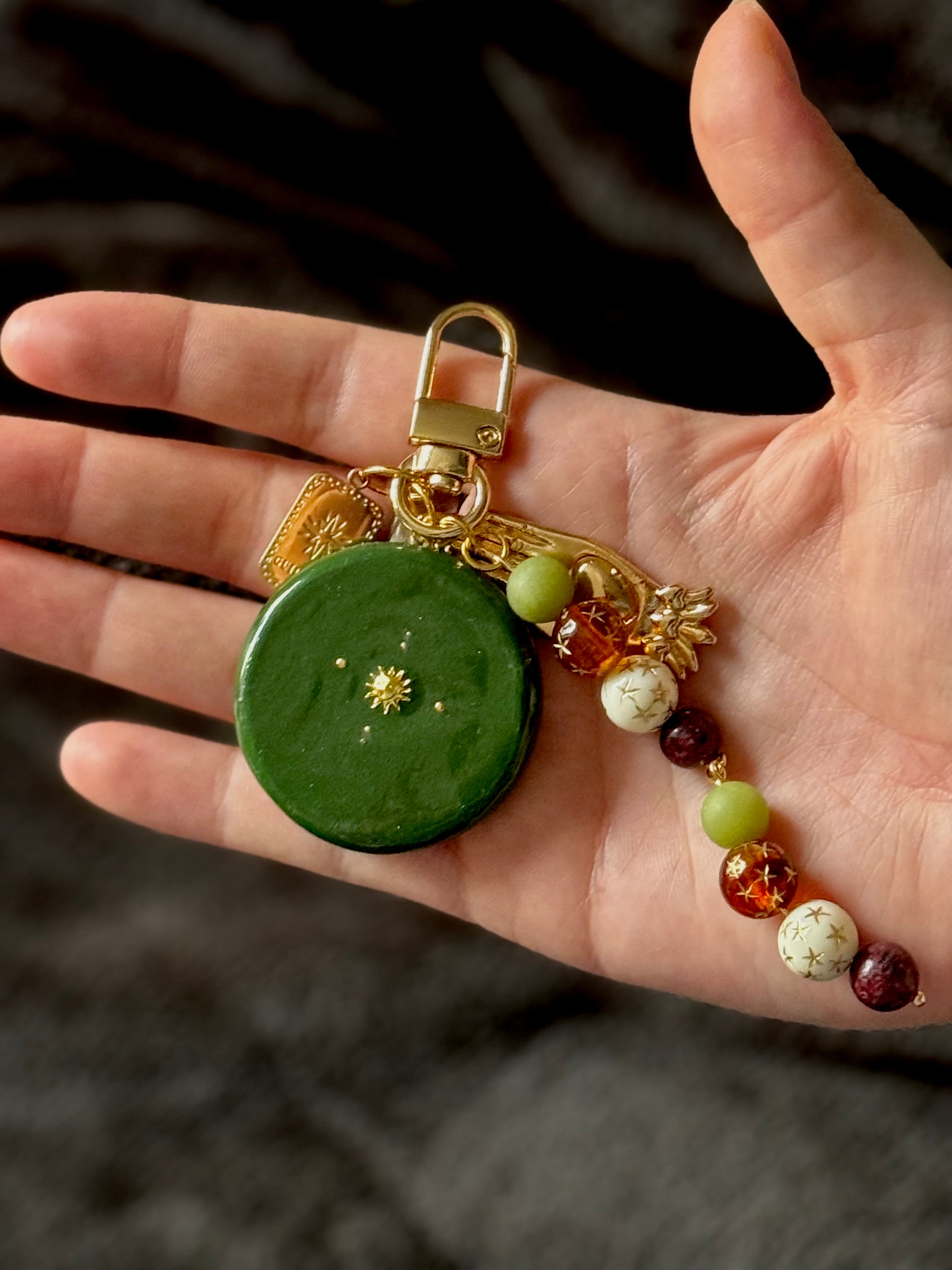 Enchanted Collection | Handbemalte Holz-Bag Charms/Schlüsselanhänger | verschiedene Designs | Handmade by Creative Studio Anniway