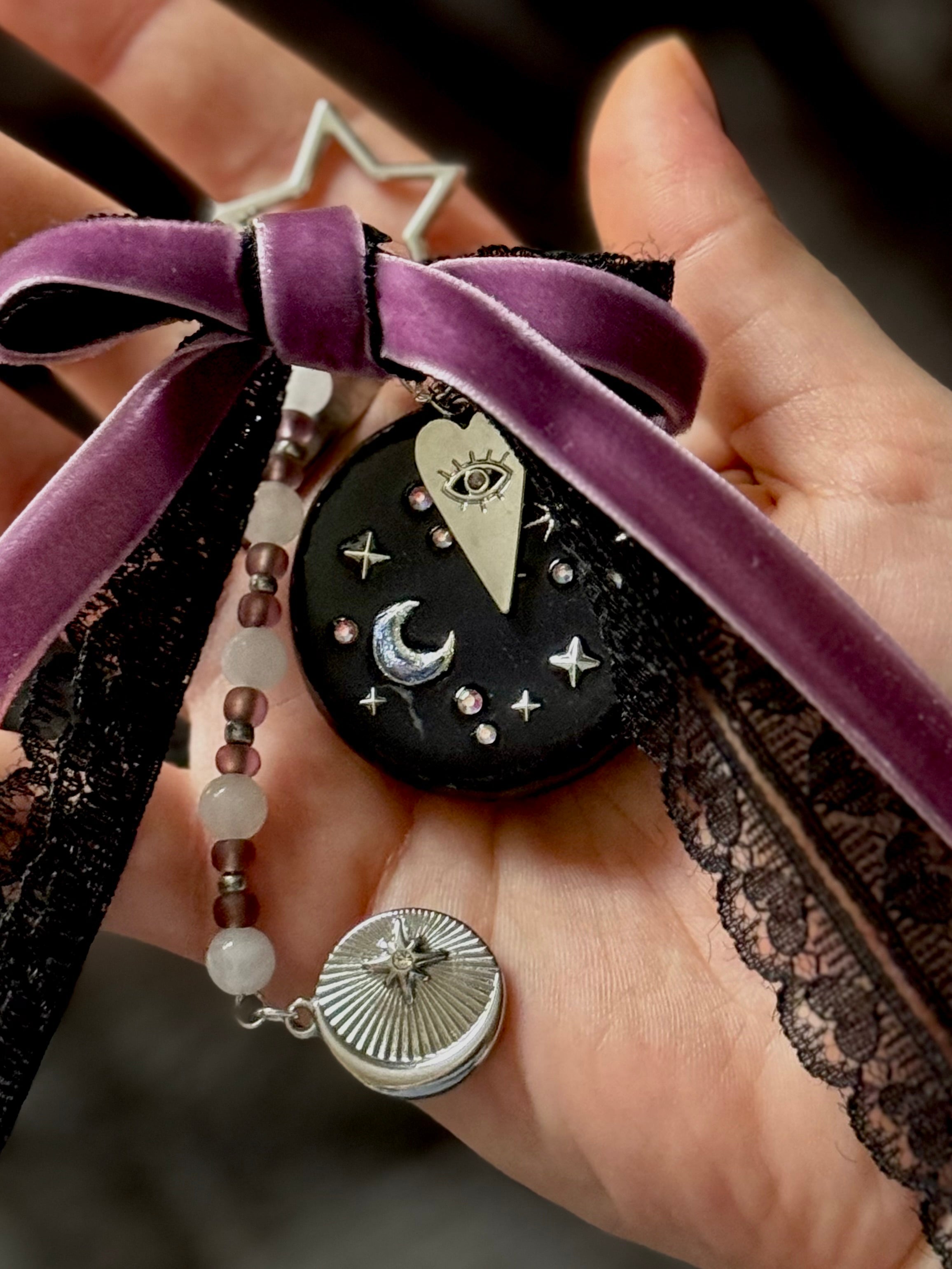 Enchanted Collection | Handbemalte Holz-Bag Charms/Schlüsselanhänger | verschiedene Designs | Handmade by Creative Studio Anniway