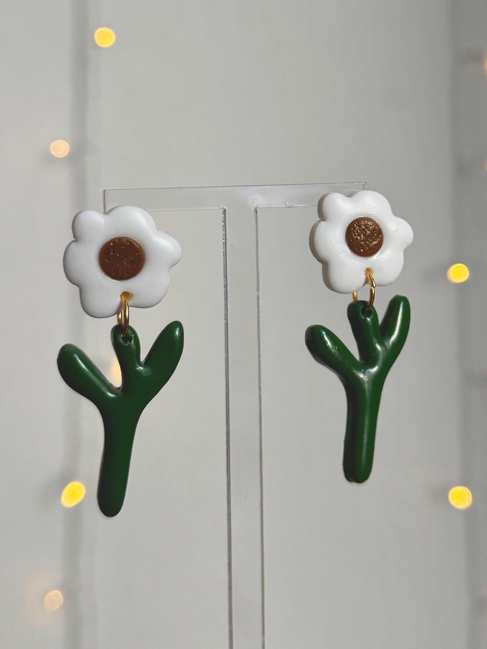 Doves & Flowers Collection | Statement Ohrringe aus Polymer Clay | Creative Studio Anniway | Geschenkidee