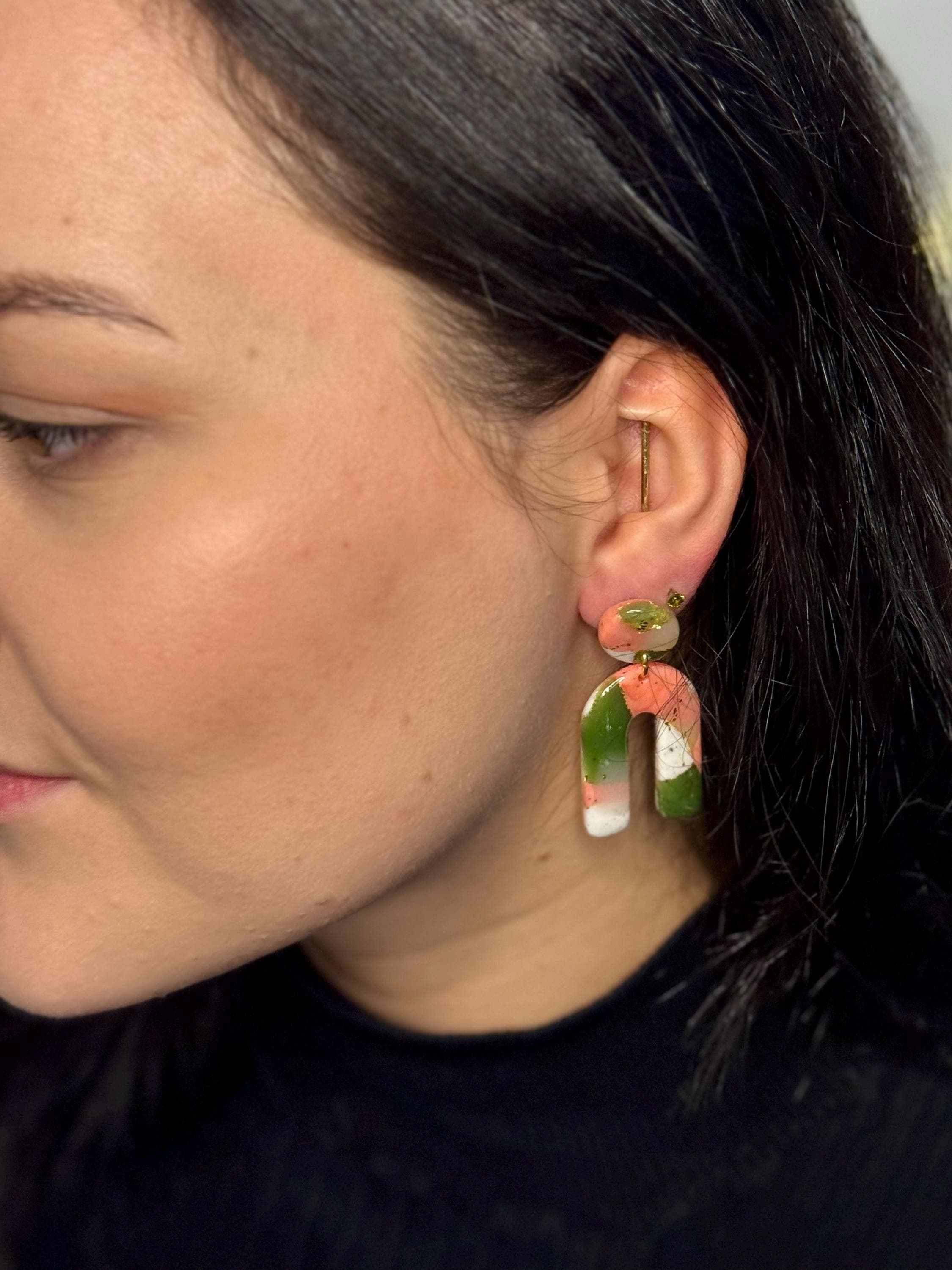 Emerald Blossom Collection | Statement Ohrringe aus Polymer Clay | Grün & Rosa | Creative Studio Anniway | Geschenkidee