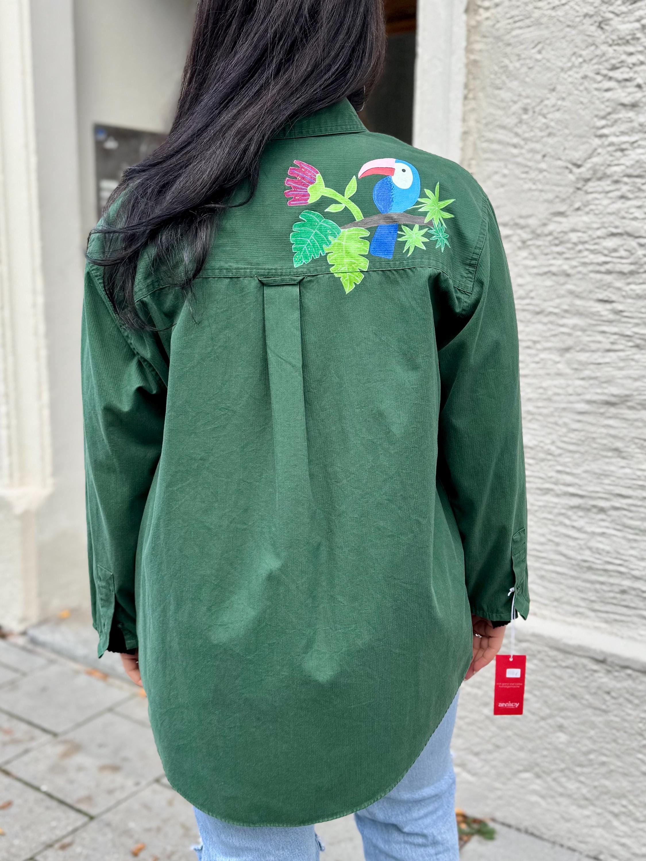 Tropical Dreams | Liebevoll handbemaltes Secondhand CHAPS Hemd (upcycling) | Handgemachtes Einzelstück von Creative Studio Anniway