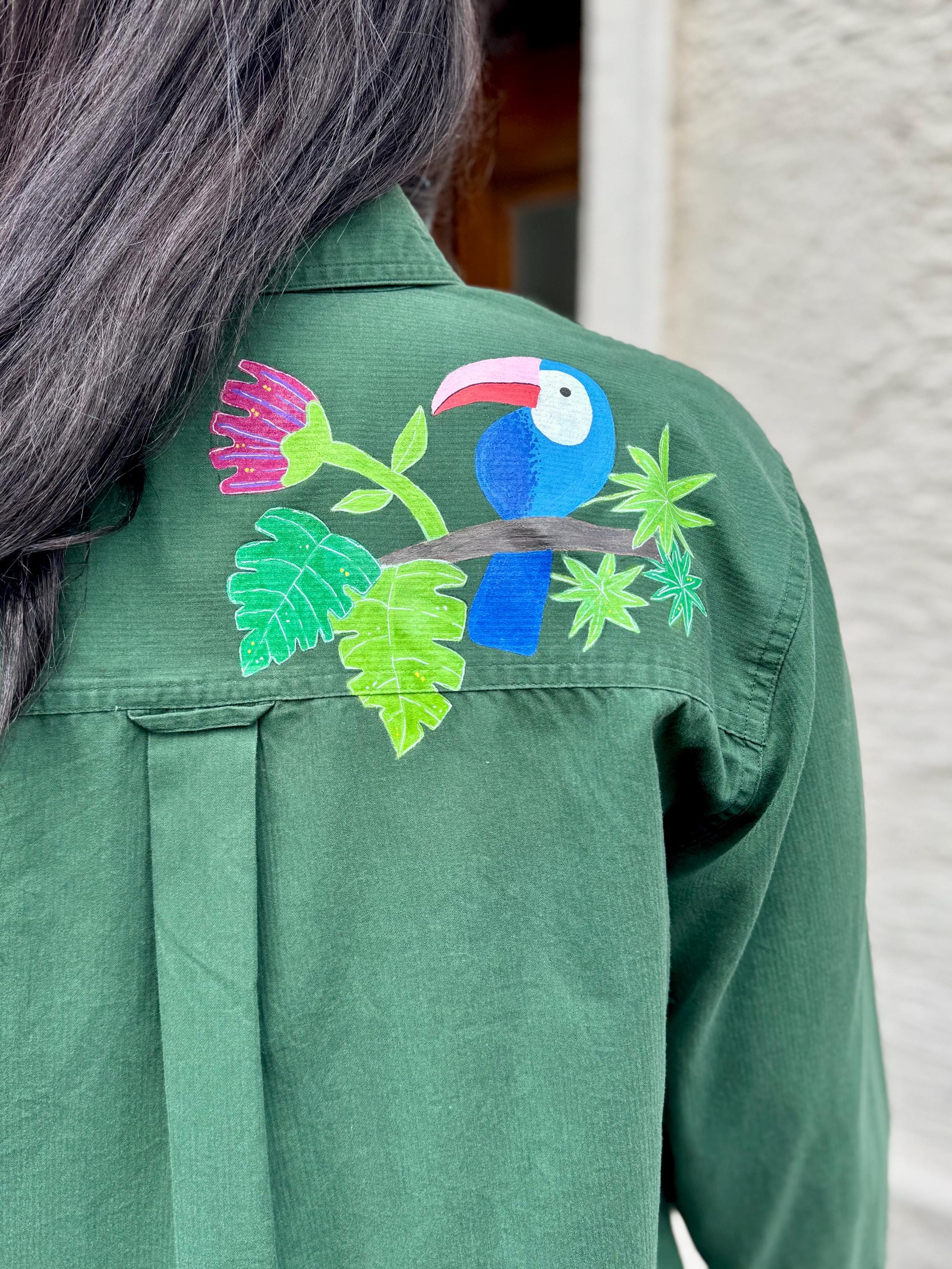 Tropical Dreams | Liebevoll handbemaltes Secondhand CHAPS Hemd (upcycling) | Handgemachtes Einzelstück von Creative Studio Anniway