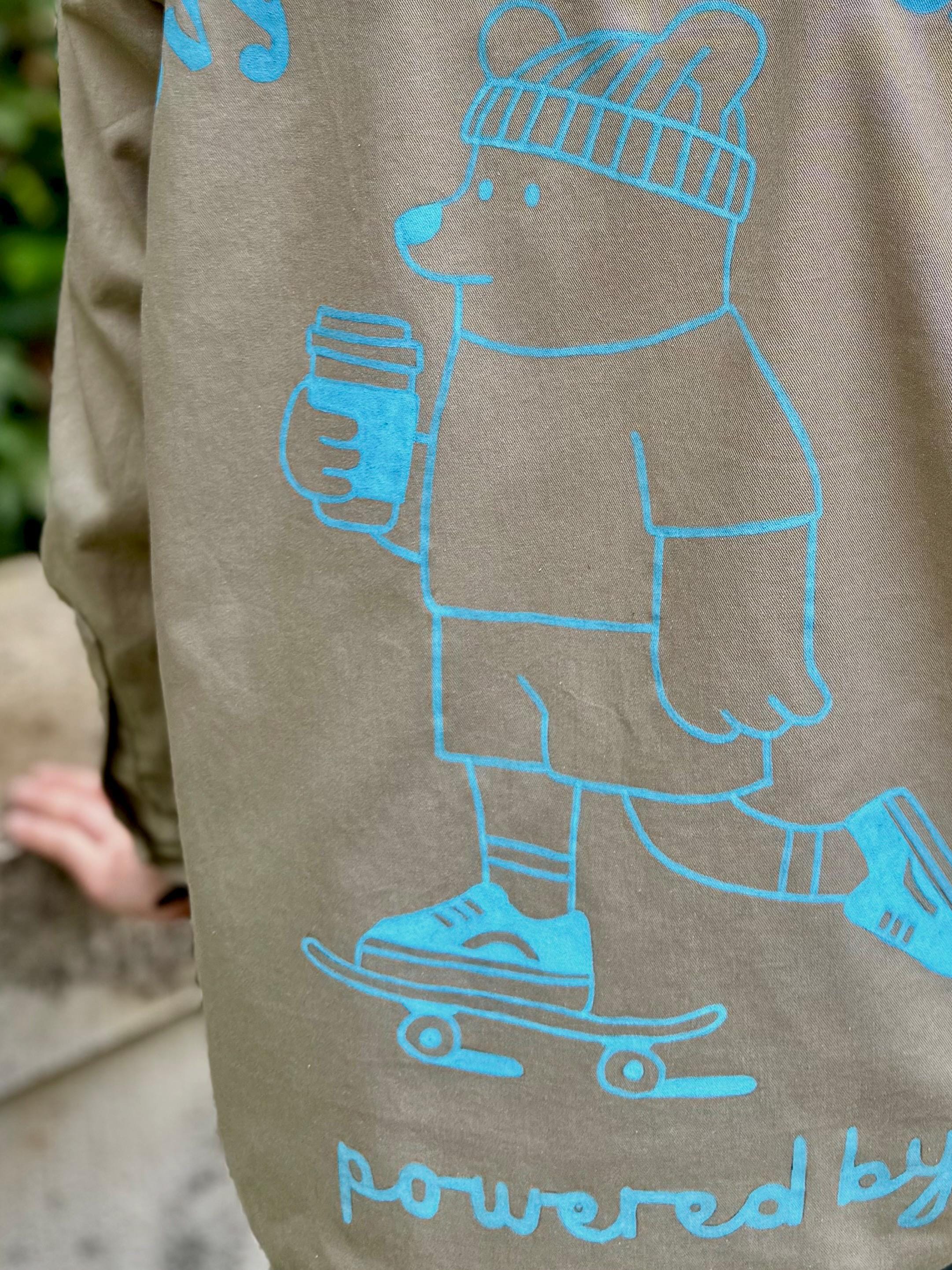 Groovy Coffee Company | Liebevoll handbemaltes Secondhand Dickies Hemd (upcycling) | Handgemachtes Einzelstück von Creative Studio Anniway