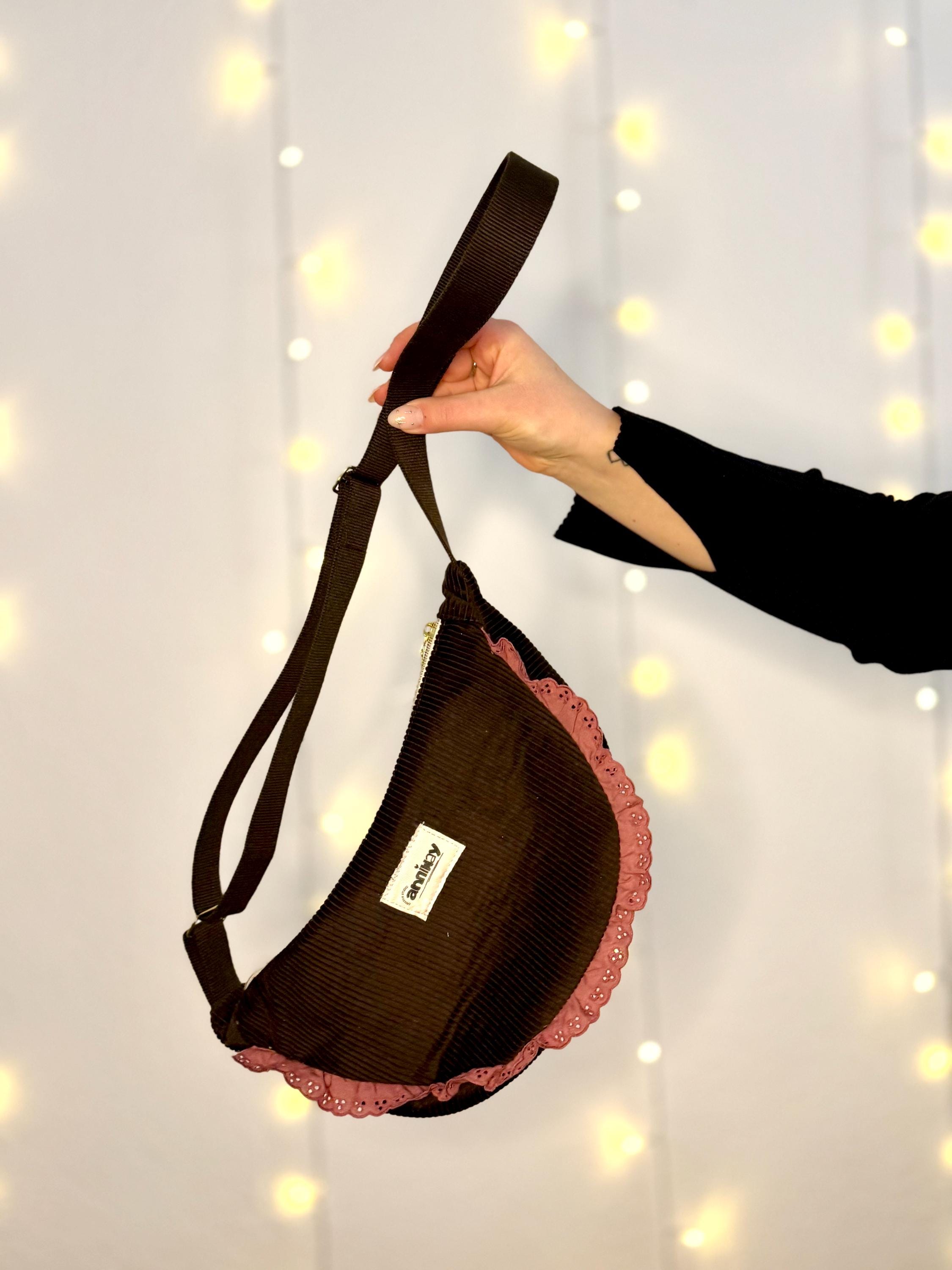 Handgemachte Umhängetasche (small) | Braun & Altrosa | Cord mit Rüschen | Einzelstück von Creative Studio Anniway | Geschenkidee